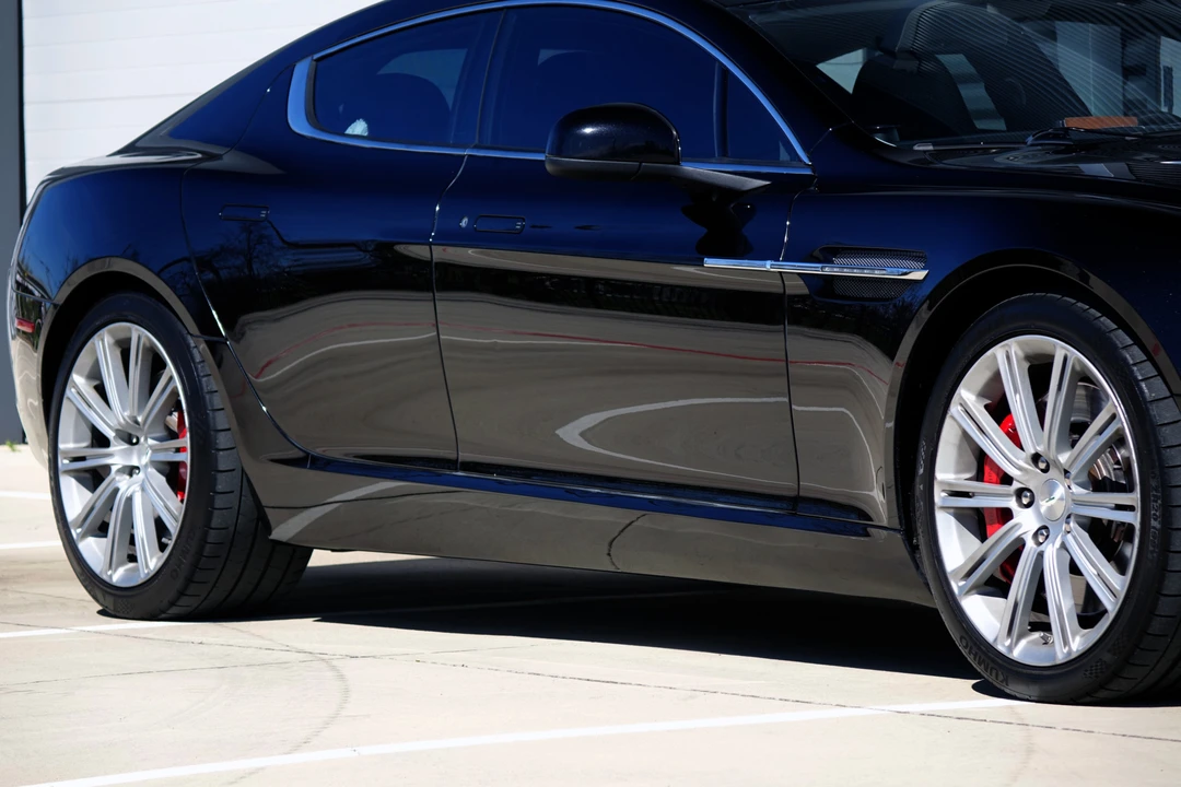 2010 Aston Martin Rapide - Image 21 of 31