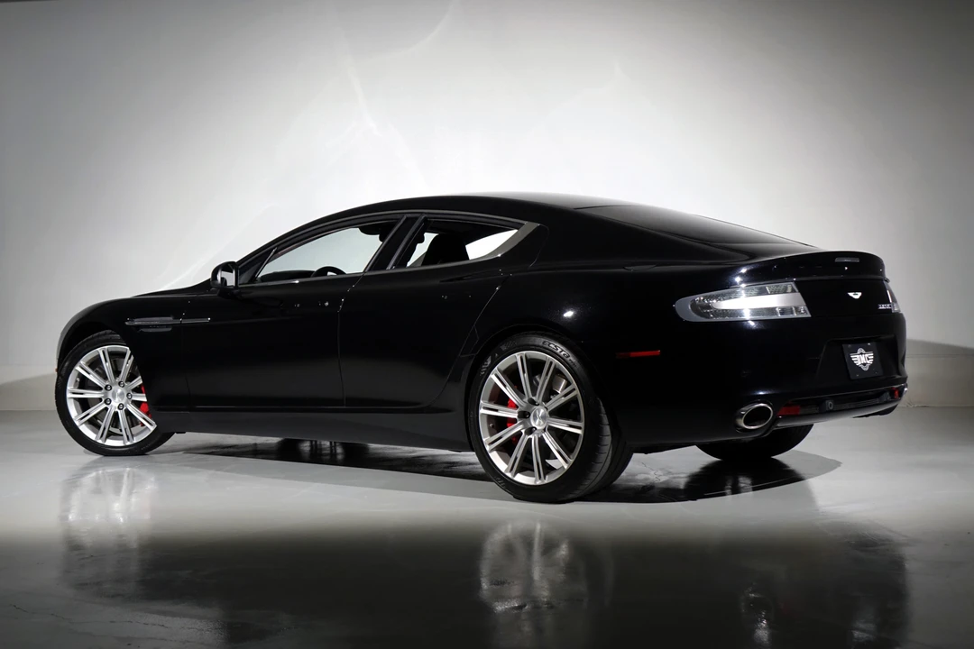 2010 Aston Martin Rapide - Image 14 of 31