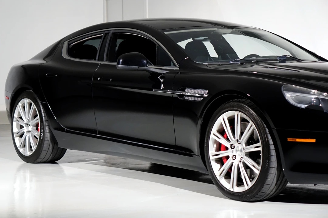 2010 Aston Martin Rapide - Image 20 of 31