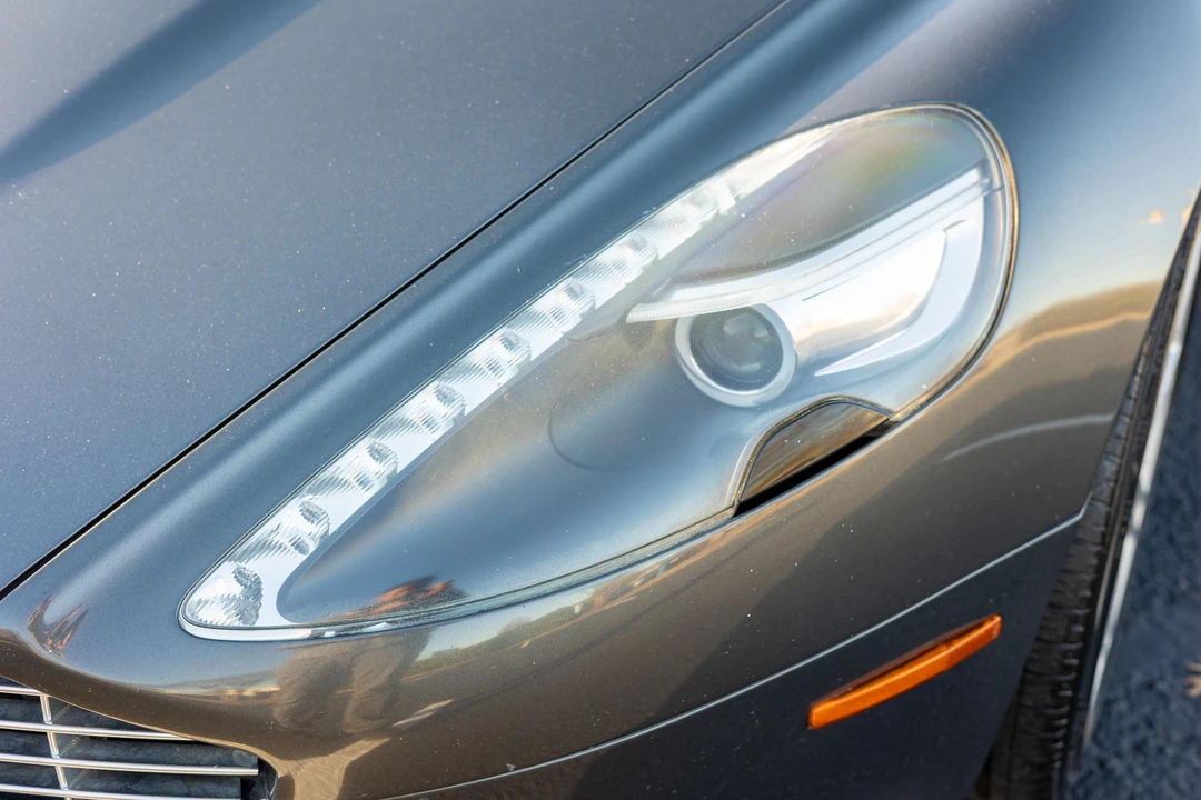 2010 Aston Martin Rapide - Image 17 of 31