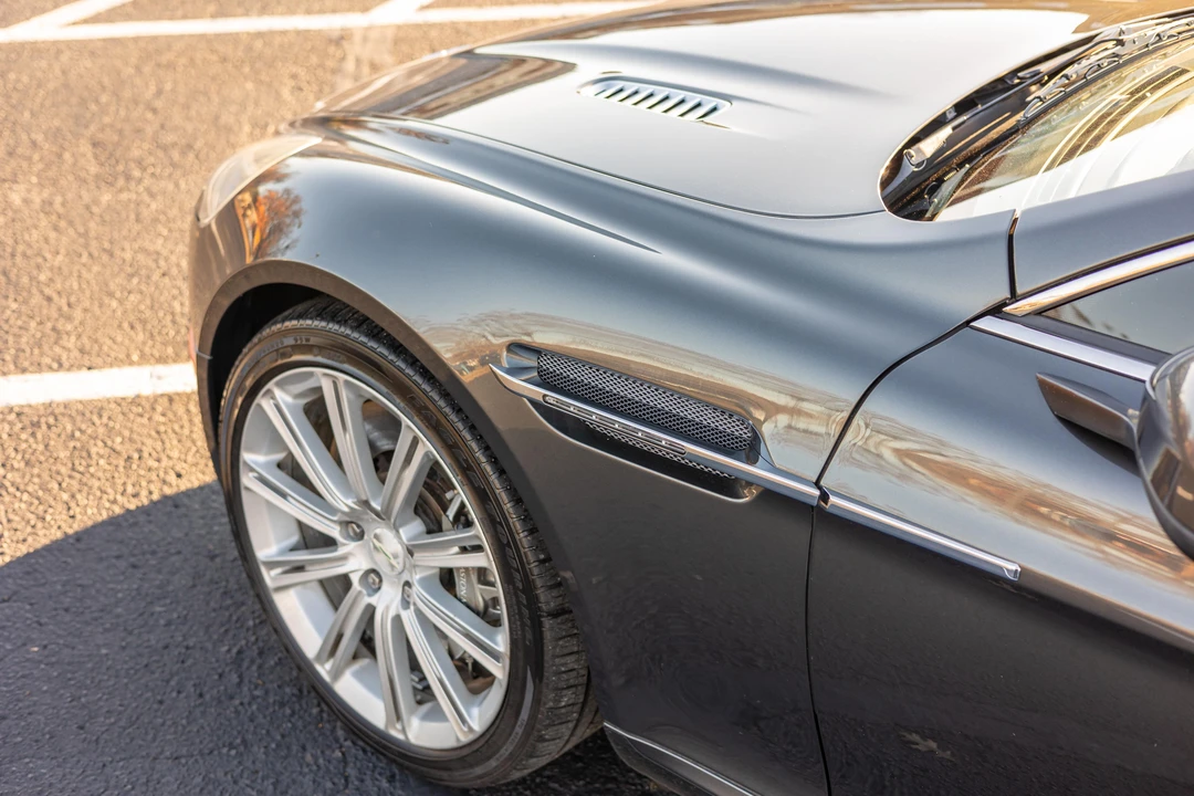 2010 Aston Martin Rapide - Image 22 of 31