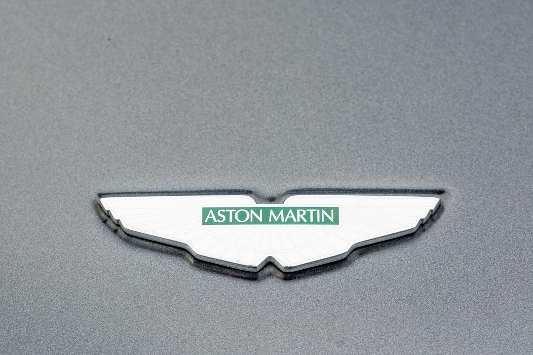 2010 Aston Martin Rapide - Image 15 of 31