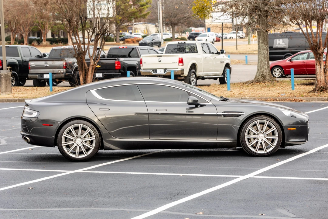 2010 Aston Martin Rapide - Image 12 of 31