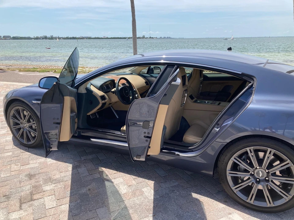 2010 Aston Martin Rapide - Image 19 of 31