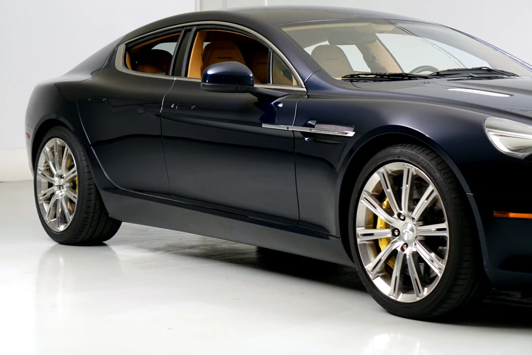 2010 Aston Martin Rapide - Image 23 of 31