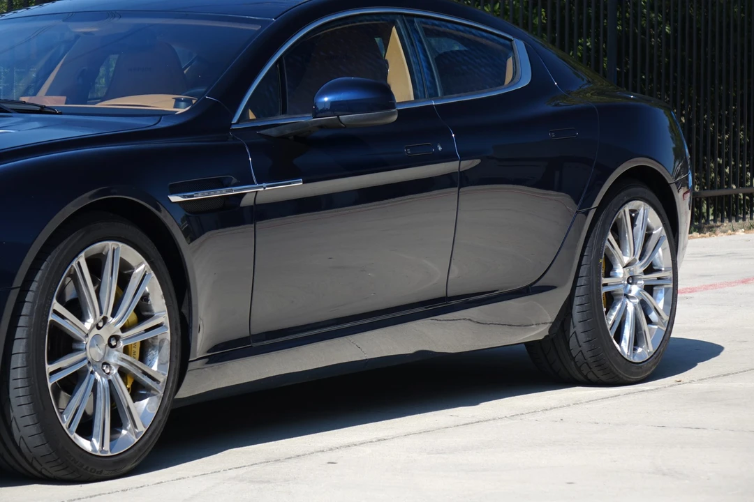 2010 Aston Martin Rapide - Image 22 of 31