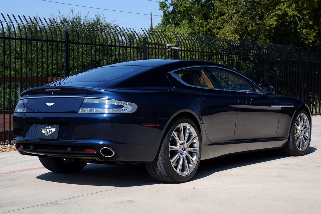 2010 Aston Martin Rapide - Image 17 of 31