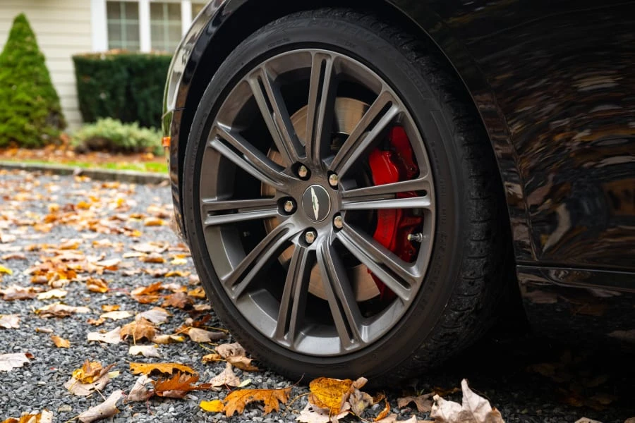 2010 Aston Martin Rapide - Image 10 of 31