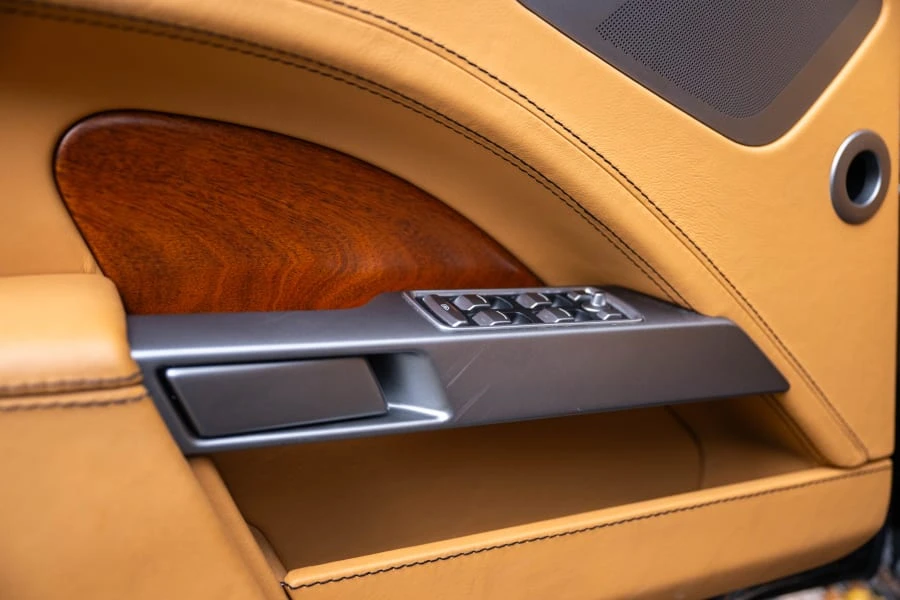 2010 Aston Martin Rapide - Image 27 of 31