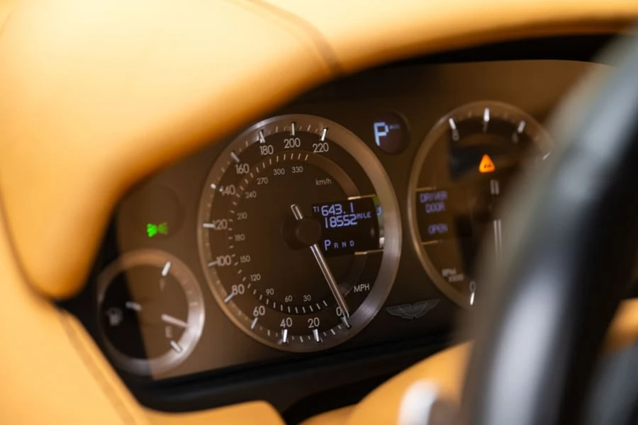 2010 Aston Martin Rapide - Image 29 of 31