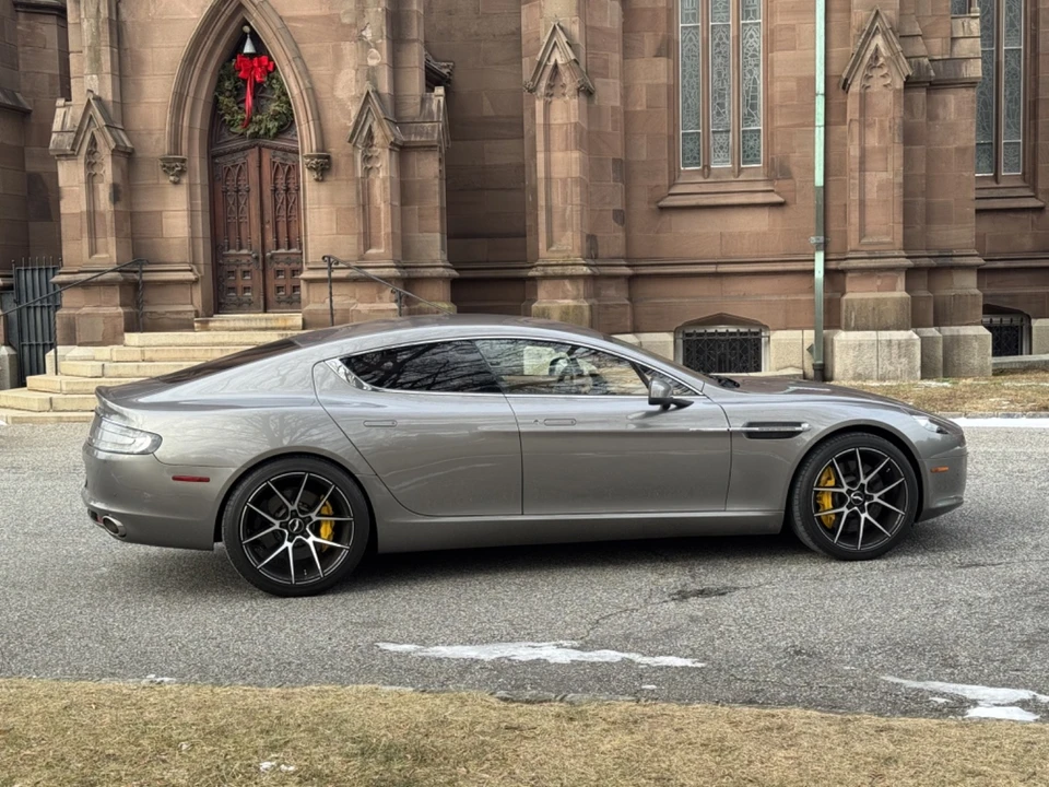 2010 Aston Martin Rapide - Image 2 of 31