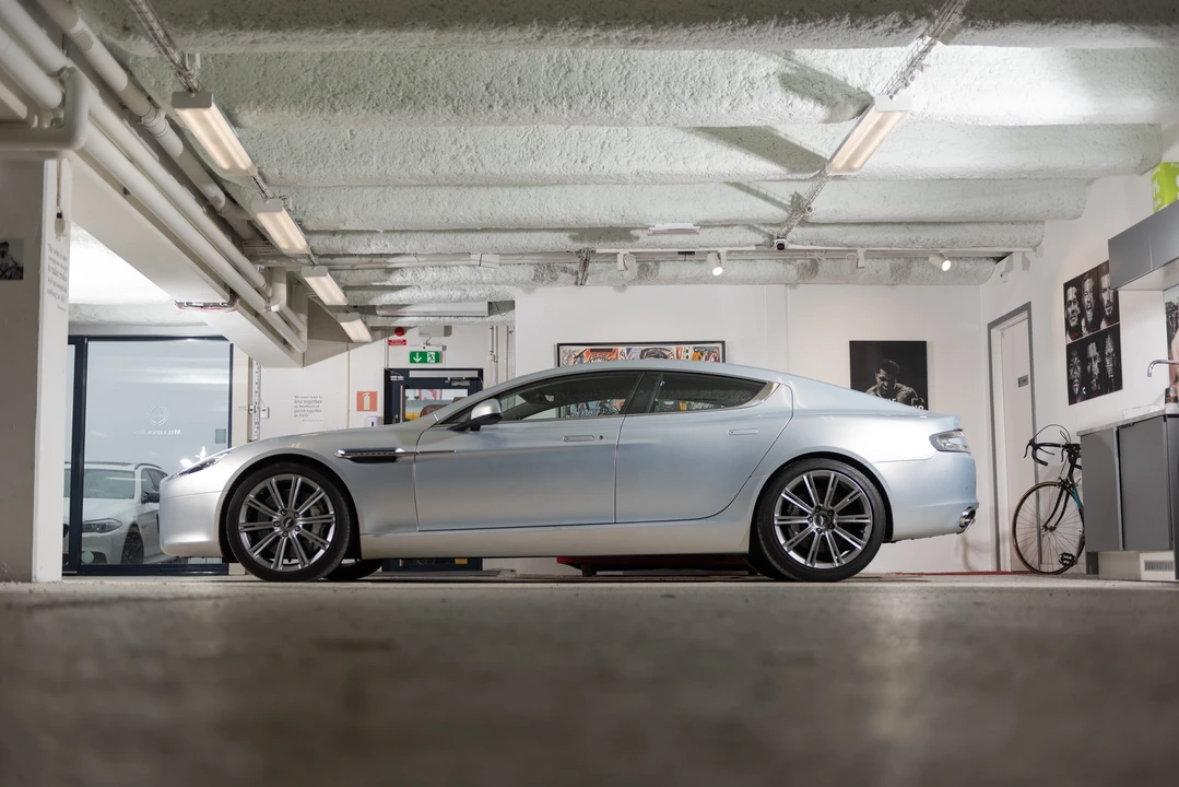 2011 Aston Martin Rapide - Image 8 of 31