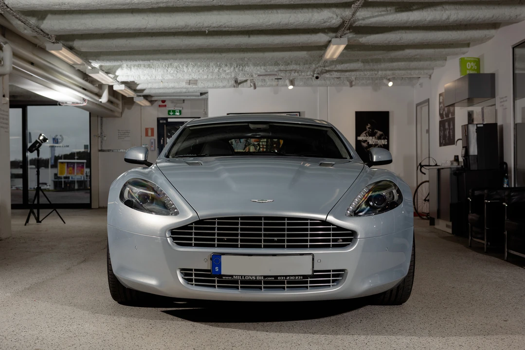 2011 Aston Martin Rapide - Image 2 of 31