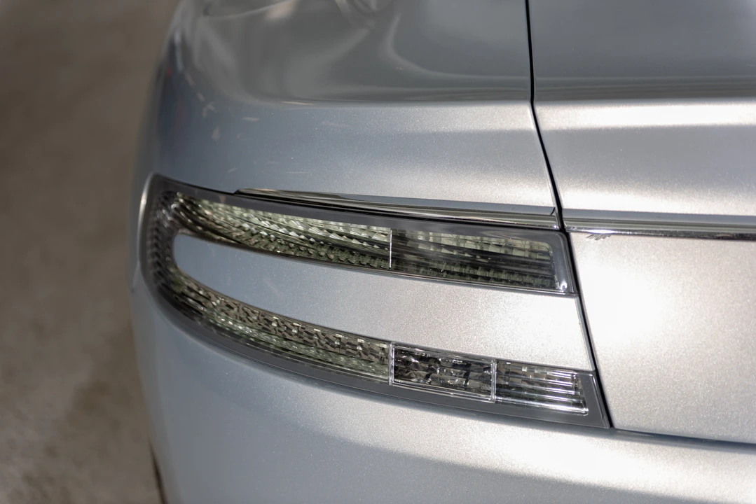 2011 Aston Martin Rapide - Image 12 of 31