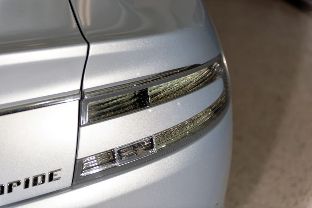 2011 Aston Martin Rapide - Image 13 of 31