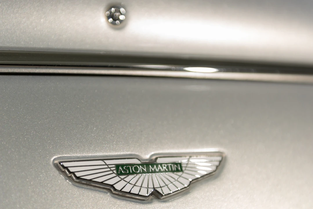 2011 Aston Martin Rapide - Image 16 of 31