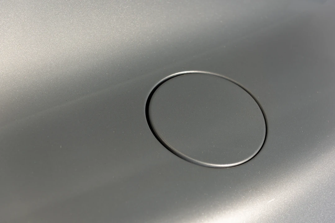 2011 Aston Martin Rapide - Image 22 of 31