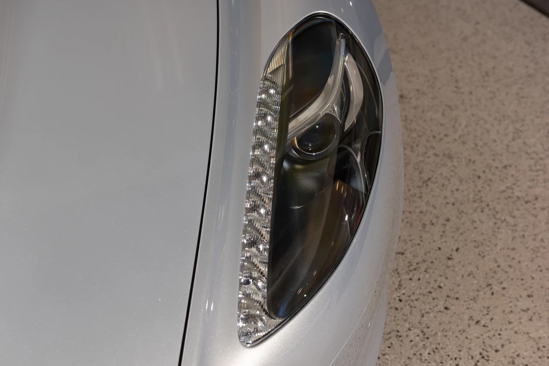 2011 Aston Martin Rapide - Image 31 of 31
