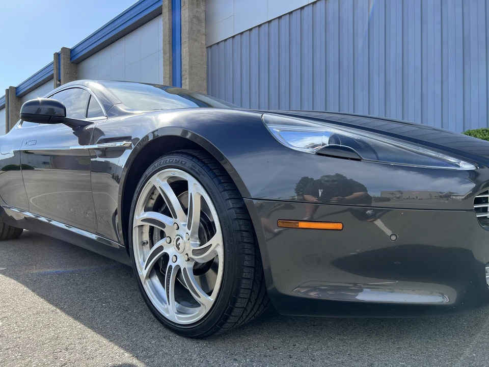 2010 Aston Martin Rapide - Image 15 of 31
