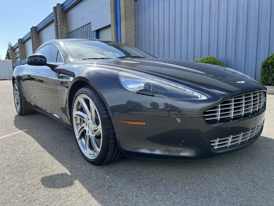 2010 Aston Martin Rapide - Image 11 of 31