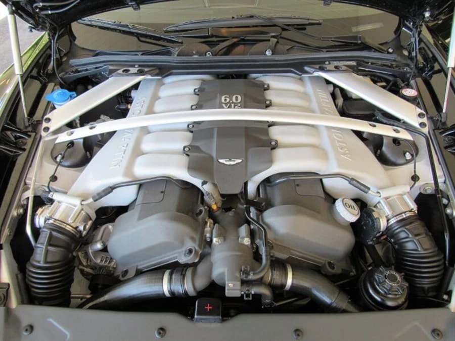 2010 Aston Martin Rapide - Image 7 of 9