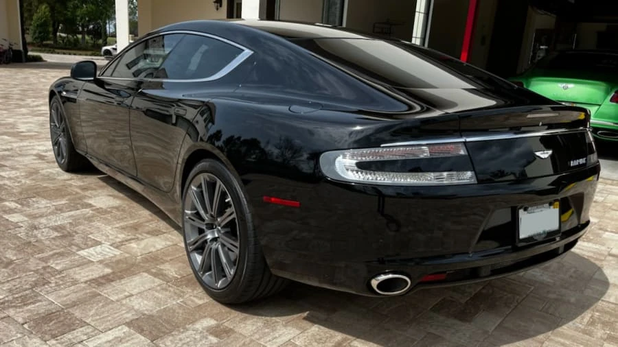 2010 Aston Martin Rapide - Image 11 of 17