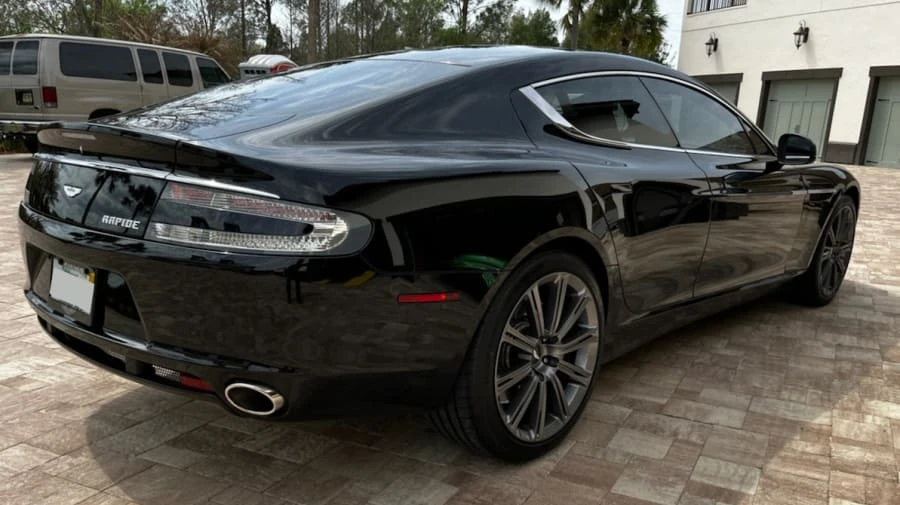 2010 Aston Martin Rapide - Image 9 of 17
