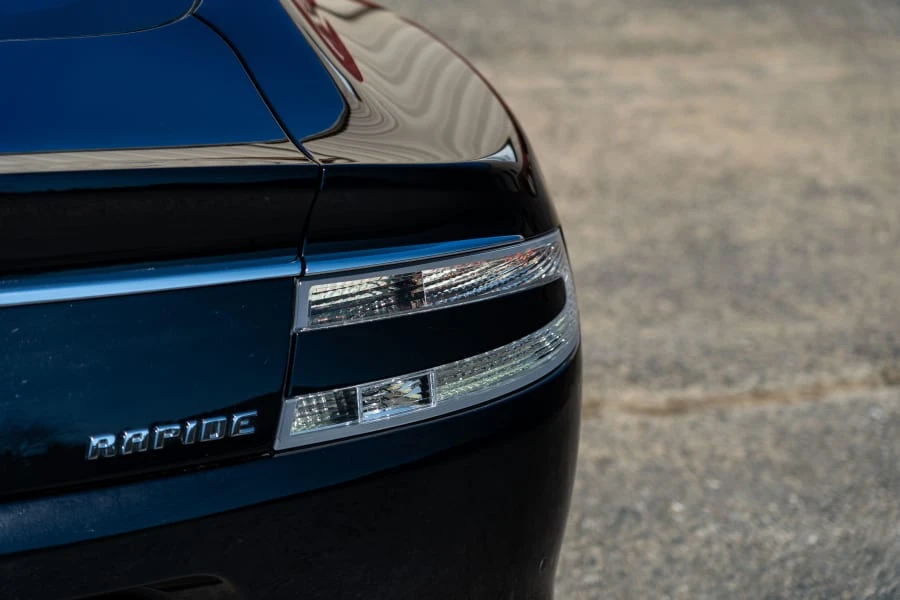 2010 Aston Martin Rapide - Image 10 of 31