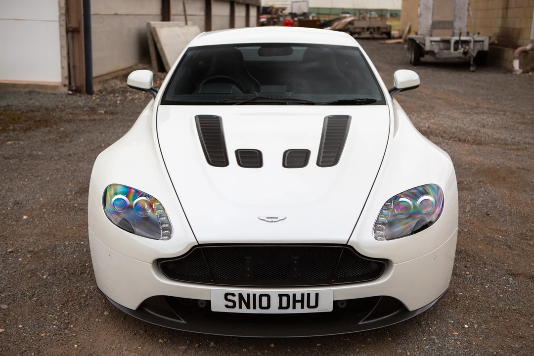 2010 Aston Martin Vantage - Image 10 of 31