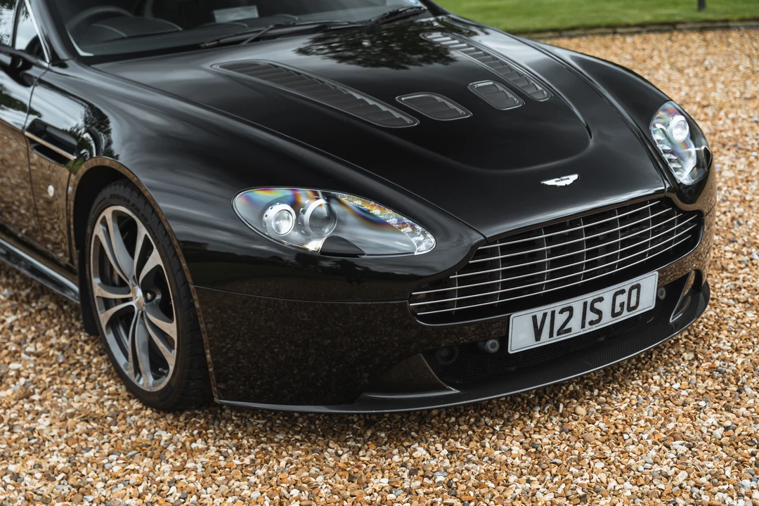 2010 Aston Martin V12 Vantage (2010-2018) - Image 24 of 31