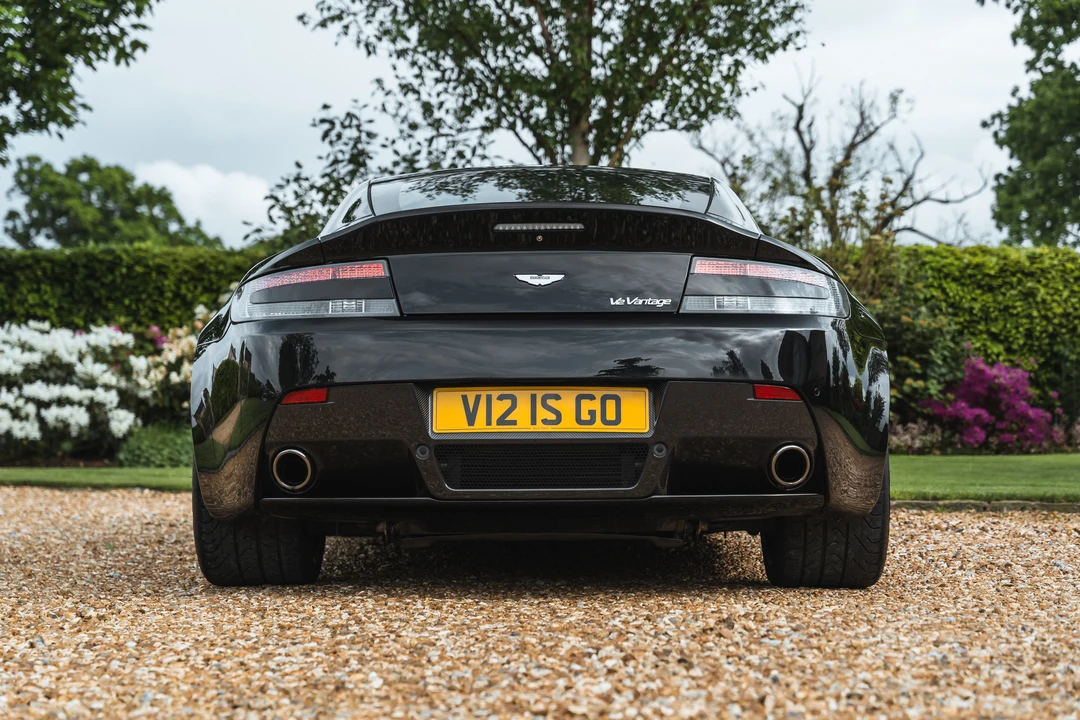 2010 Aston Martin V12 Vantage (2010-2018) - Image 6 of 31
