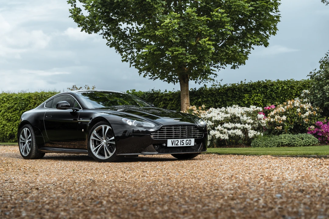 2010 Aston Martin V12 Vantage (2010-2018) - Image 19 of 31