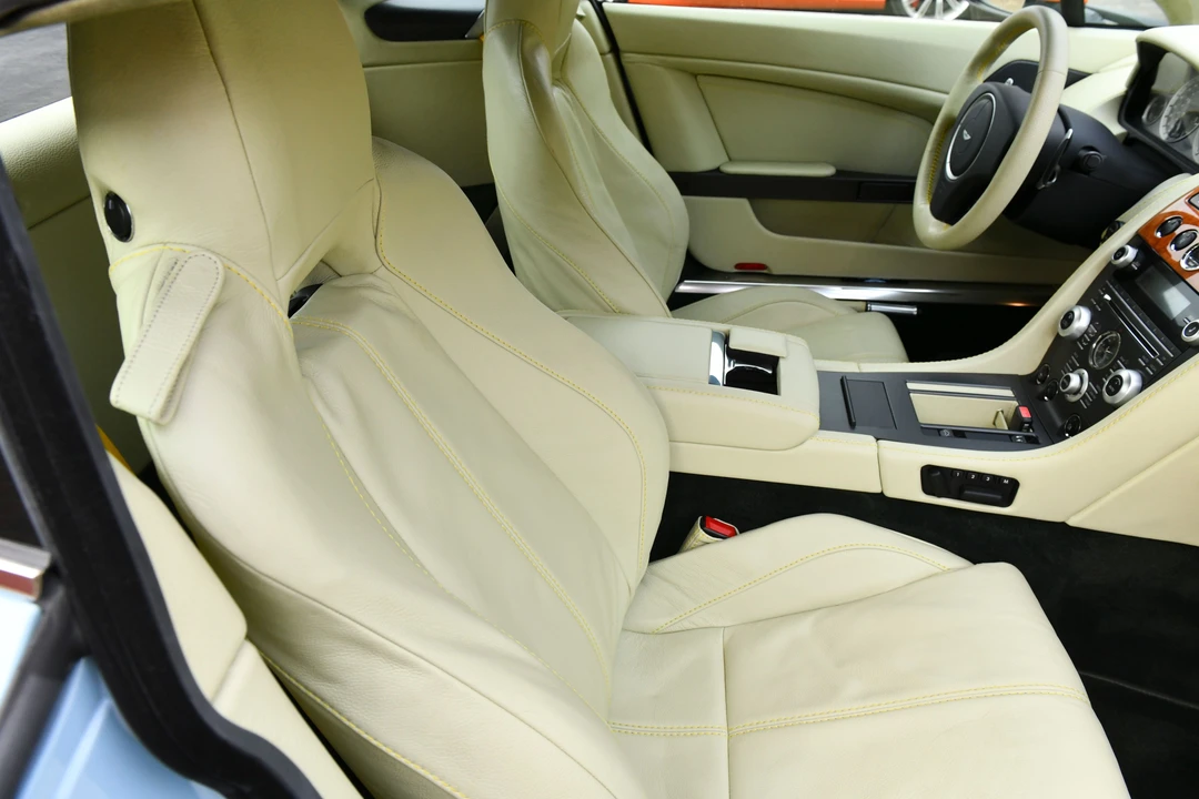 2010 Aston Martin V8 Vantage (2006-2017) - Image 29 of 31