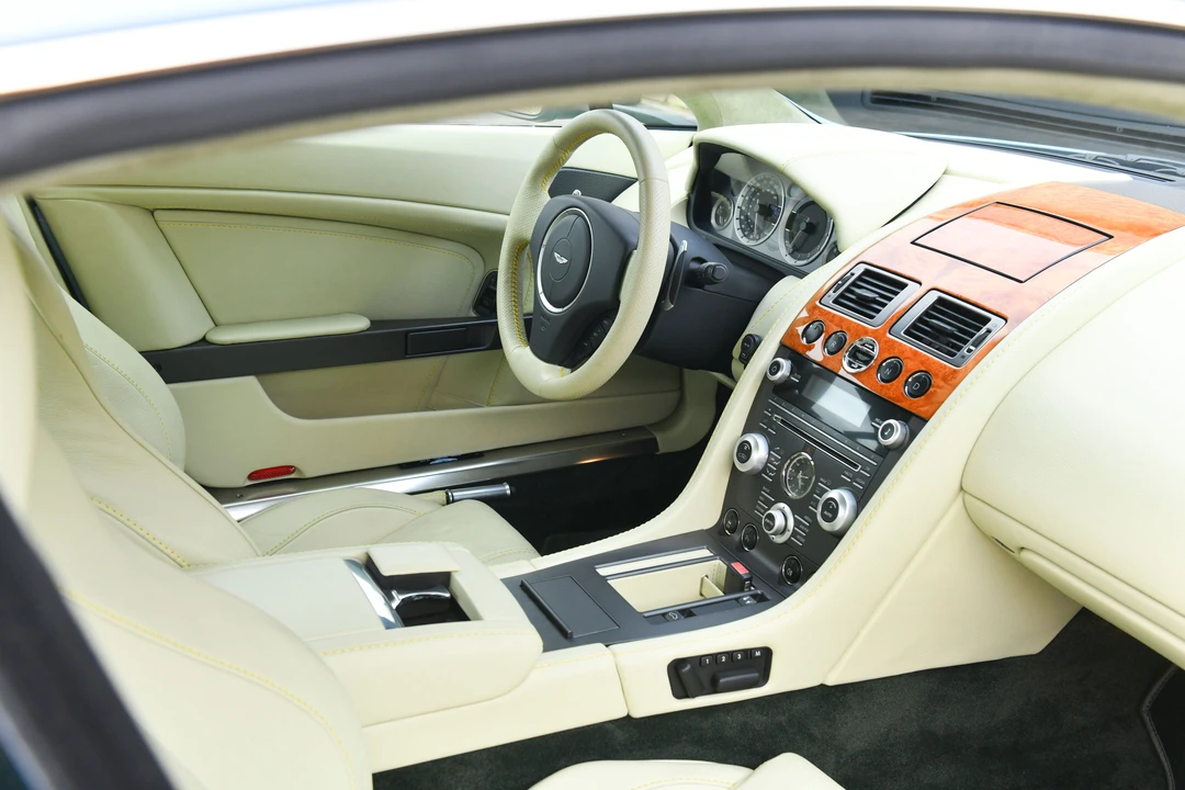 2010 Aston Martin V8 Vantage (2006-2017) - Image 31 of 31