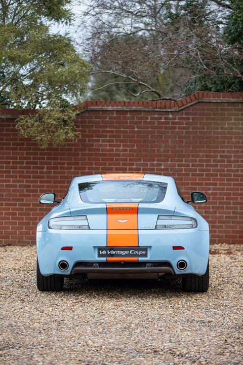 2010 Aston Martin V8 Vantage (2006-2017) - Image 8 of 31