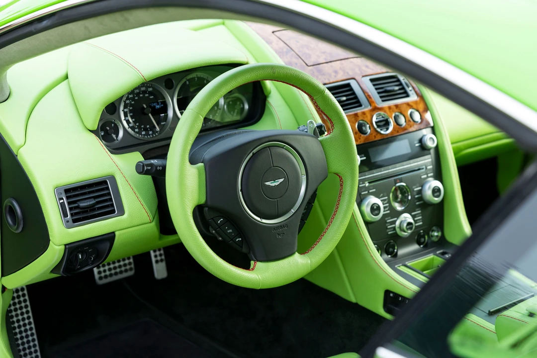 2010 Aston Martin V8 Vantage (2006-2017) - Image 7 of 26