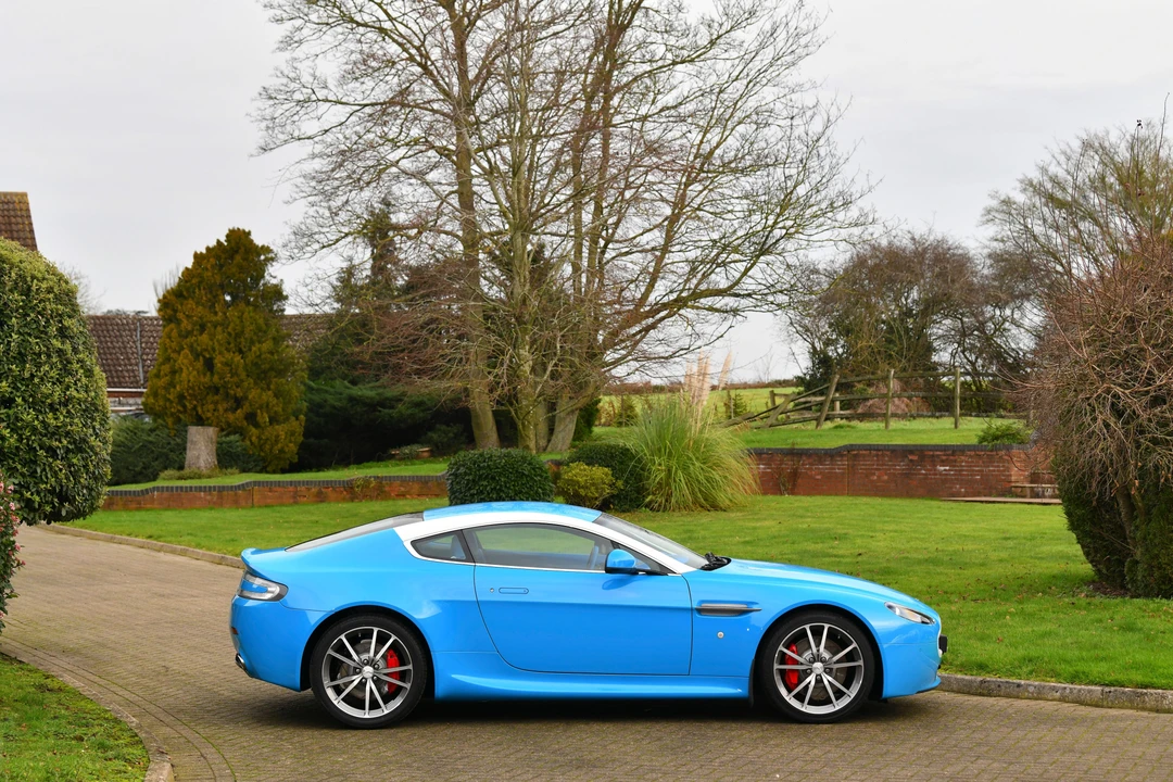 2010 Aston Martin V8 Vantage (2006-2017) - Image 14 of 31