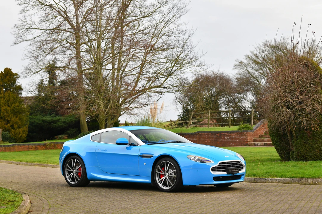 2010 Aston Martin V8 Vantage (2006-2017) - Image 7 of 31