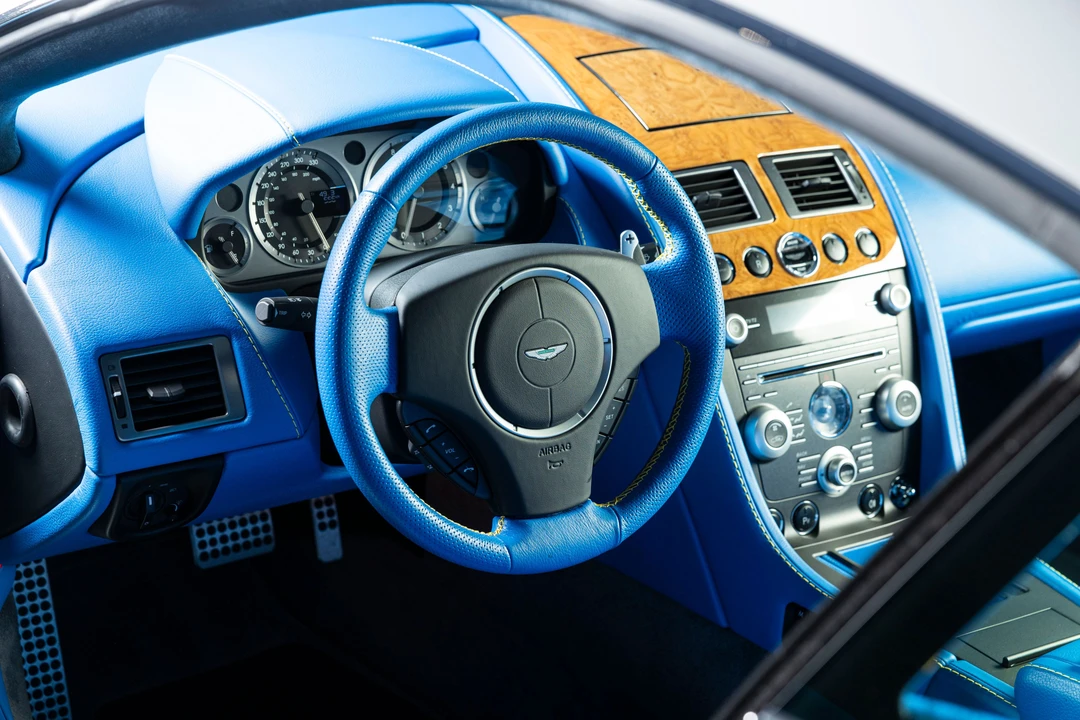 2010 Aston Martin V8 Vantage (2006-2017) - Image 27 of 31