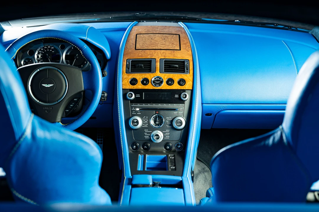 2010 Aston Martin V8 Vantage (2006-2017) - Image 29 of 31