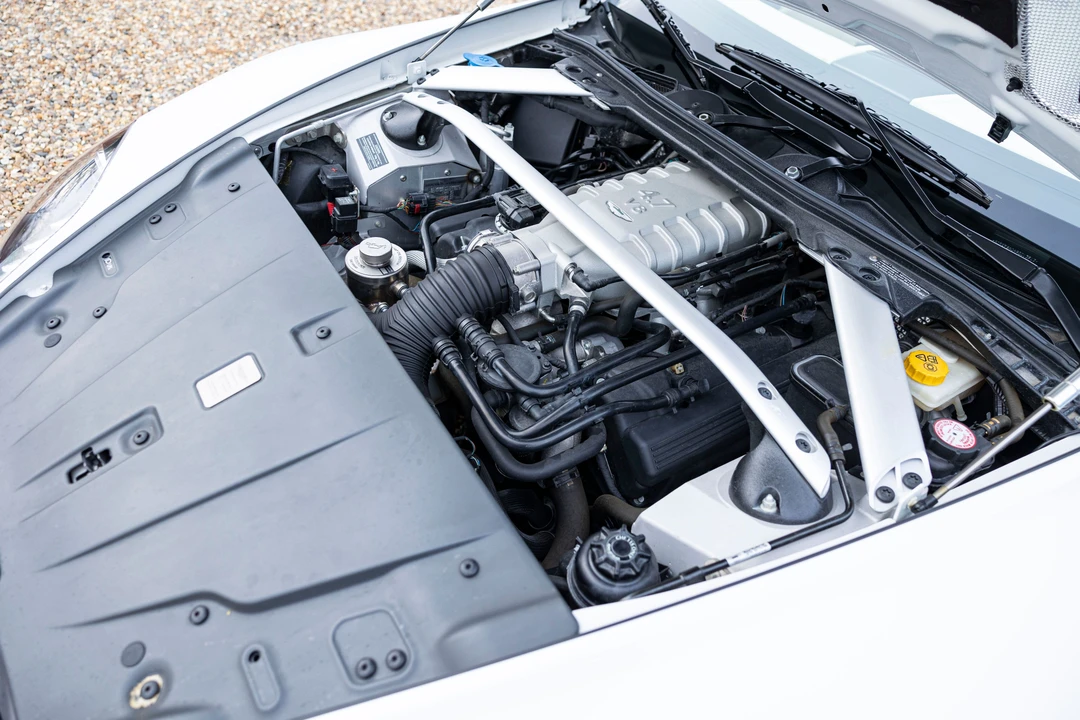 2010 Aston Martin V8 Vantage (2006-2017) - Image 28 of 31