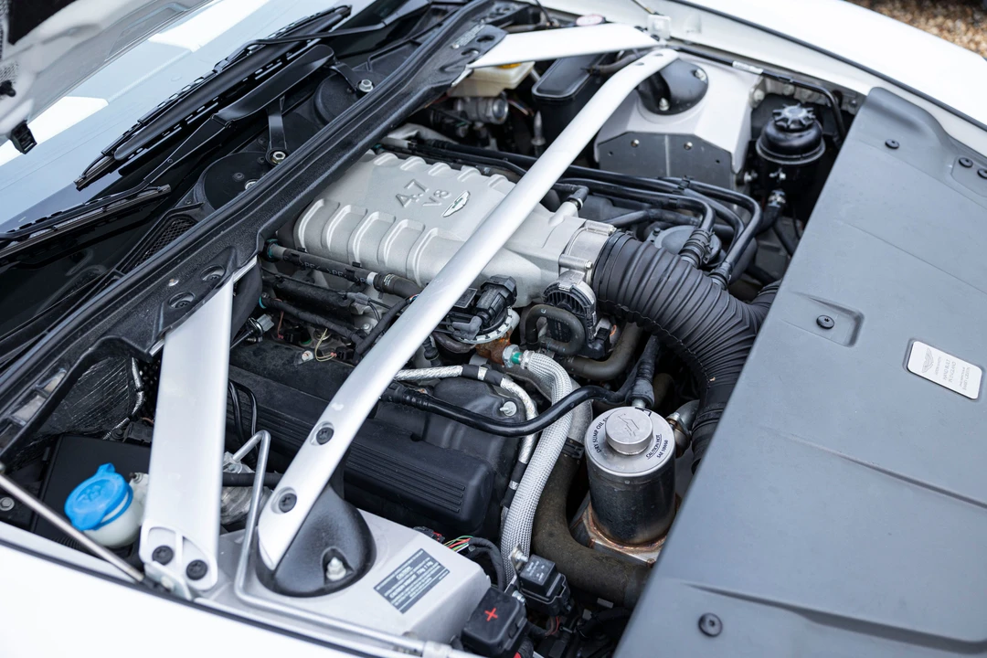 2010 Aston Martin V8 Vantage (2006-2017) - Image 30 of 31