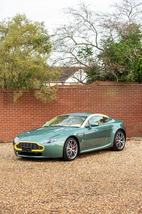 2010 Aston Martin V8 Vantage (2006-2017) - Image 2 of 31