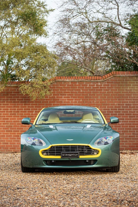 2010 Aston Martin V8 Vantage (2006-2017) - Image 17 of 31