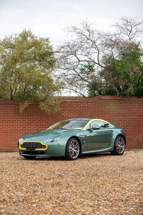 2010 Aston Martin V8 Vantage (2006-2017) - Image 3 of 31