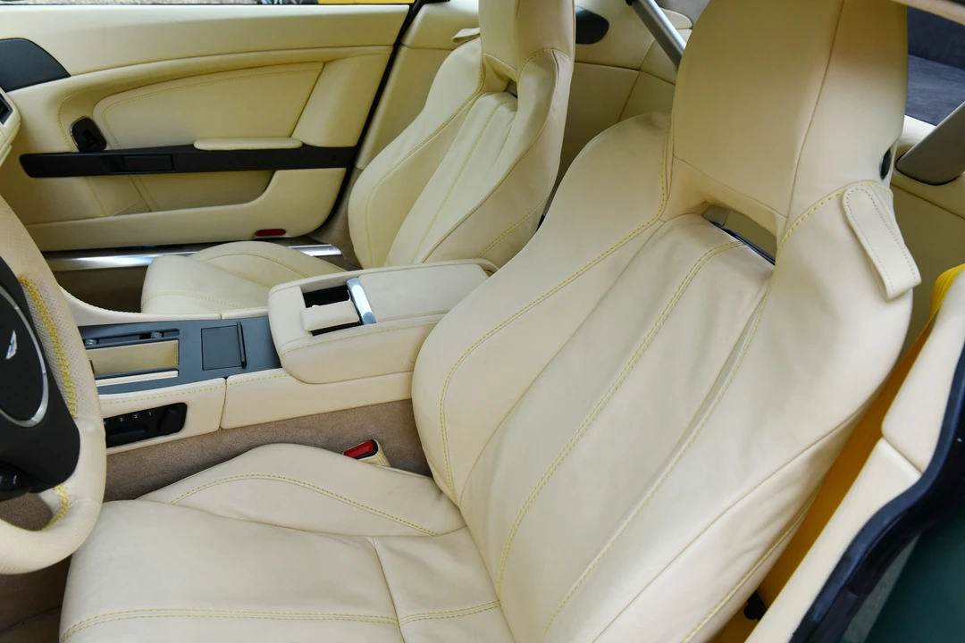 2010 Aston Martin V8 Vantage (2006-2017) - Image 30 of 31
