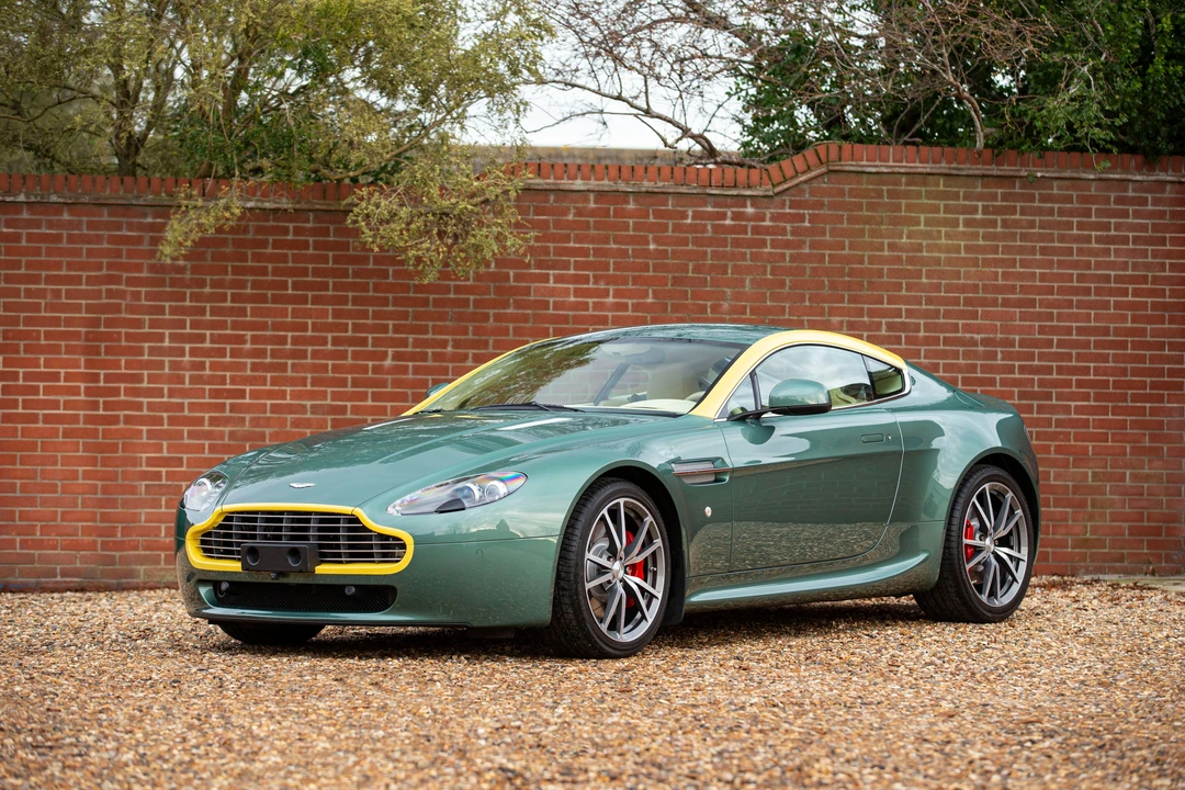 2010 Aston Martin V8 Vantage (2006-2017) - Image 4 of 31