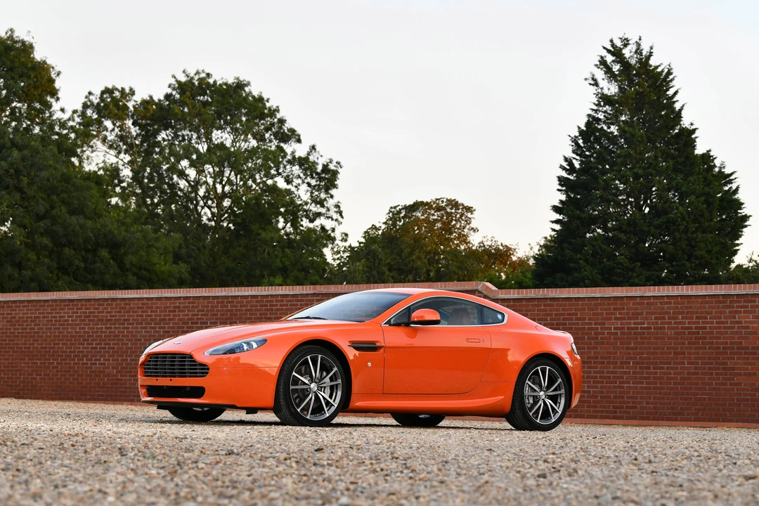 2010 Aston Martin V8 Vantage (2006-2017) - Image 27 of 31