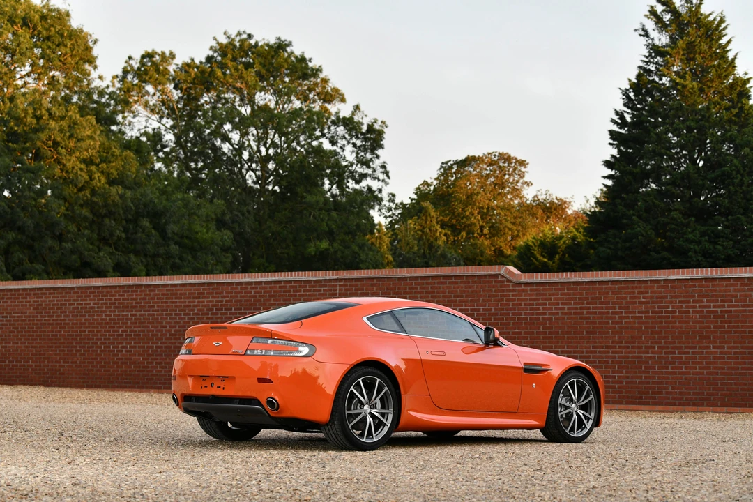 2010 Aston Martin V8 Vantage (2006-2017) - Image 11 of 31