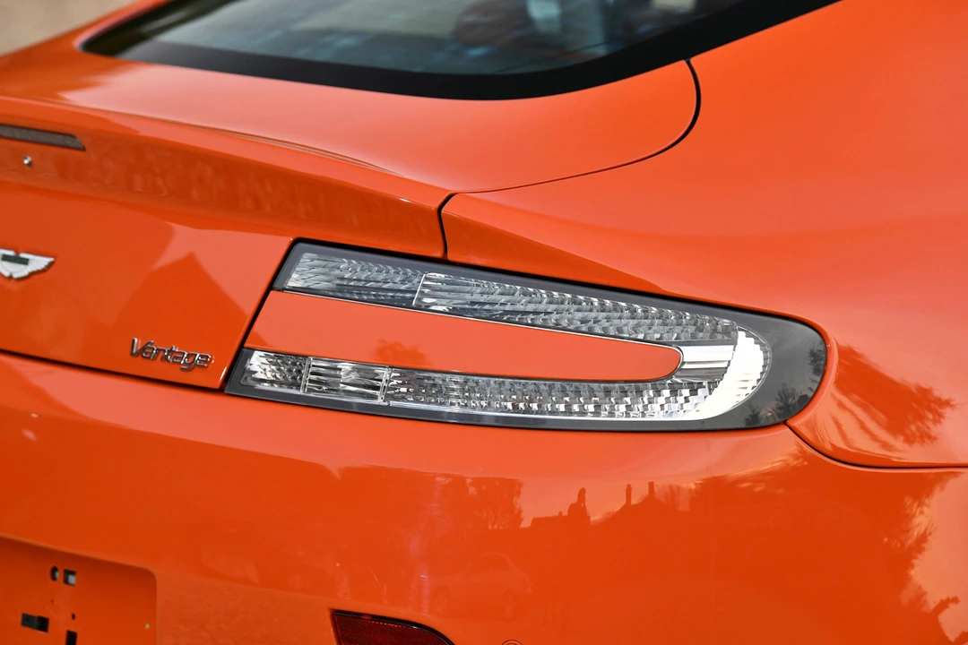 2010 Aston Martin V8 Vantage (2006-2017) - Image 15 of 31